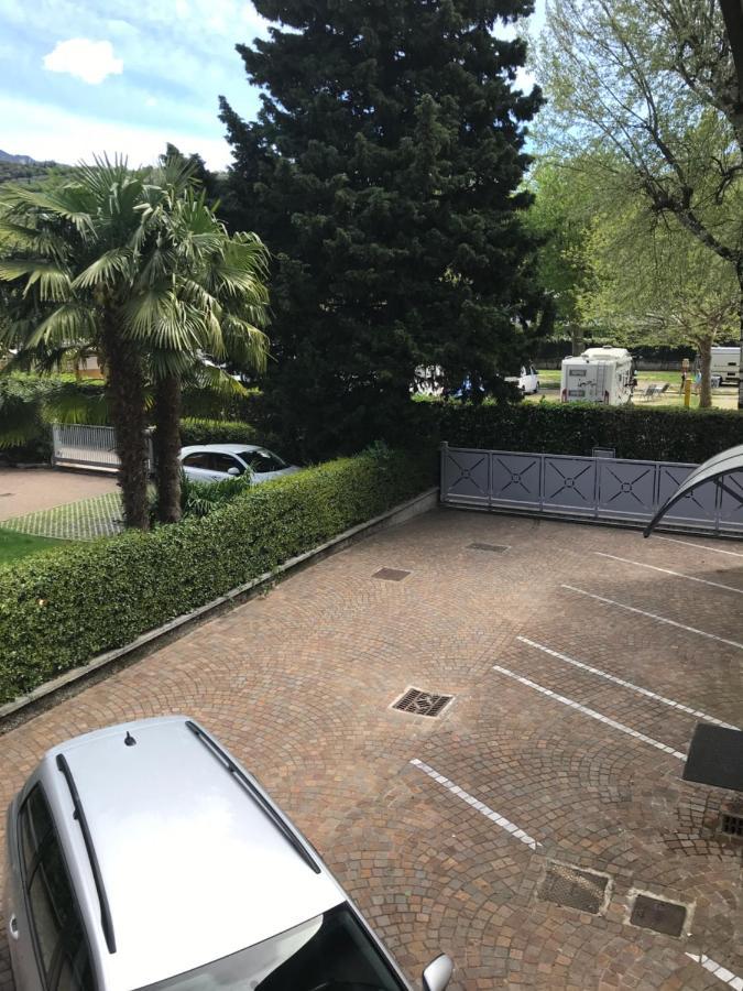 Appartement Lago Blu ريفا ديل غاردا المظهر الخارجي الصورة
