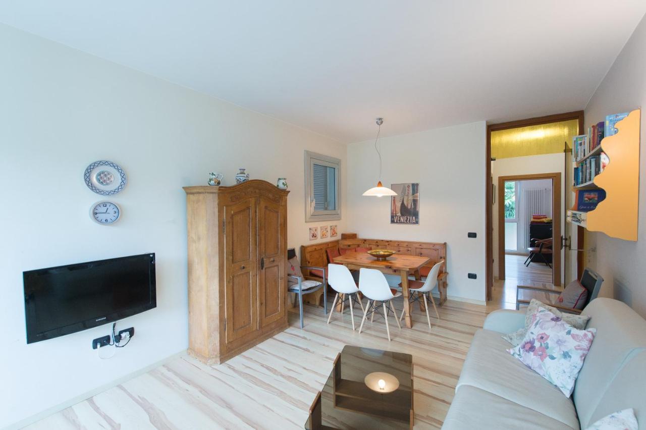 Appartement Lago Blu ريفا ديل غاردا المظهر الخارجي الصورة