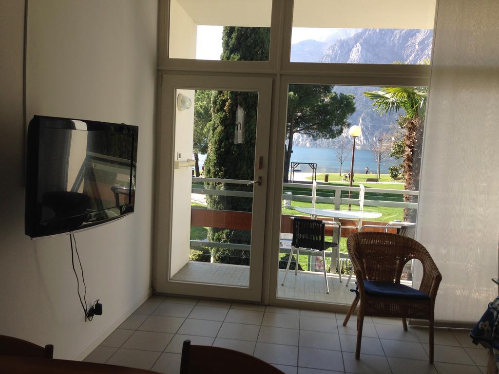Appartement Lago Blu ريفا ديل غاردا المظهر الخارجي الصورة