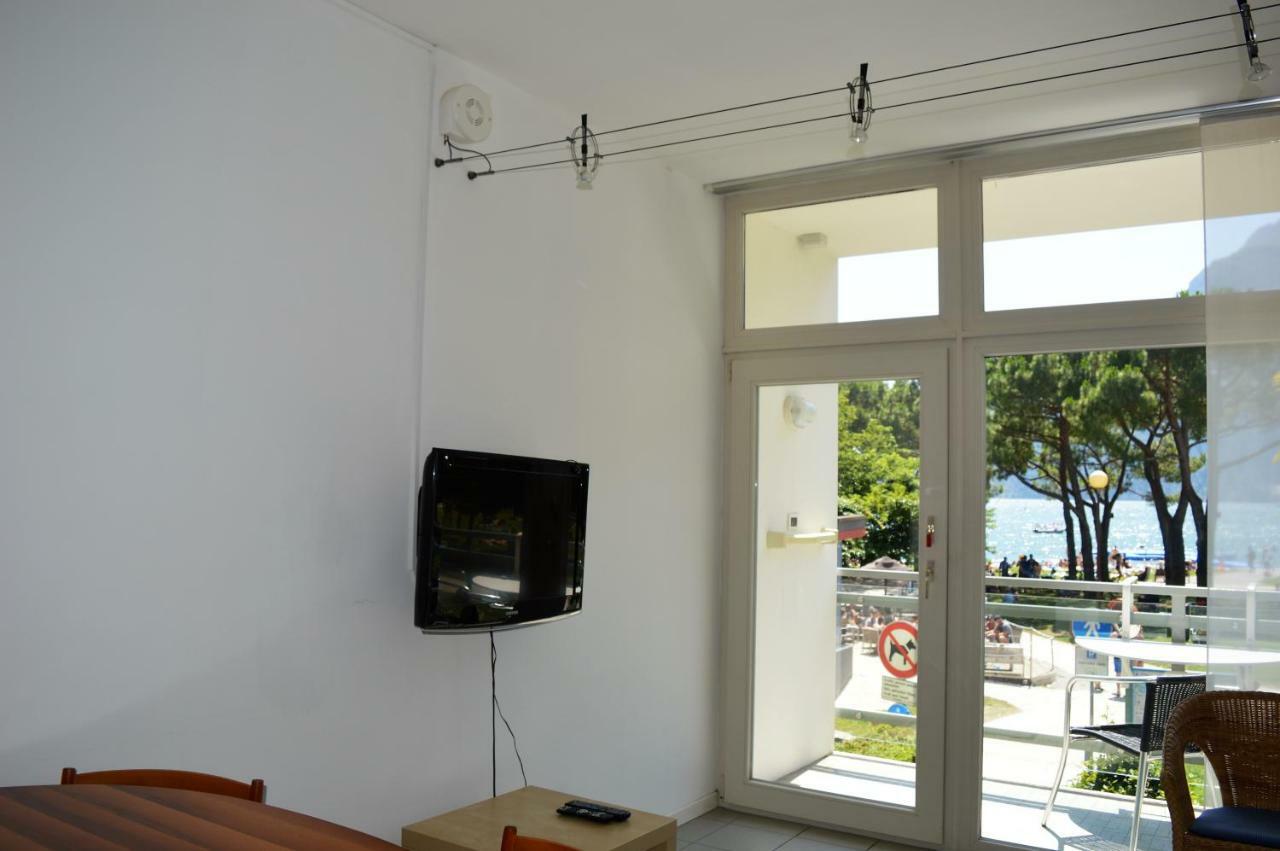 Appartement Lago Blu ريفا ديل غاردا المظهر الخارجي الصورة