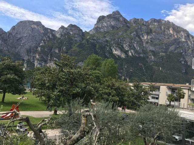 Appartement Lago Blu ريفا ديل غاردا المظهر الخارجي الصورة